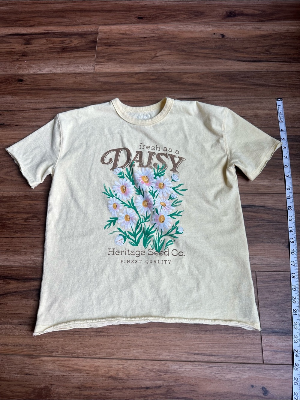 Old Navy Pale Yellow Daisy Graphic Tee